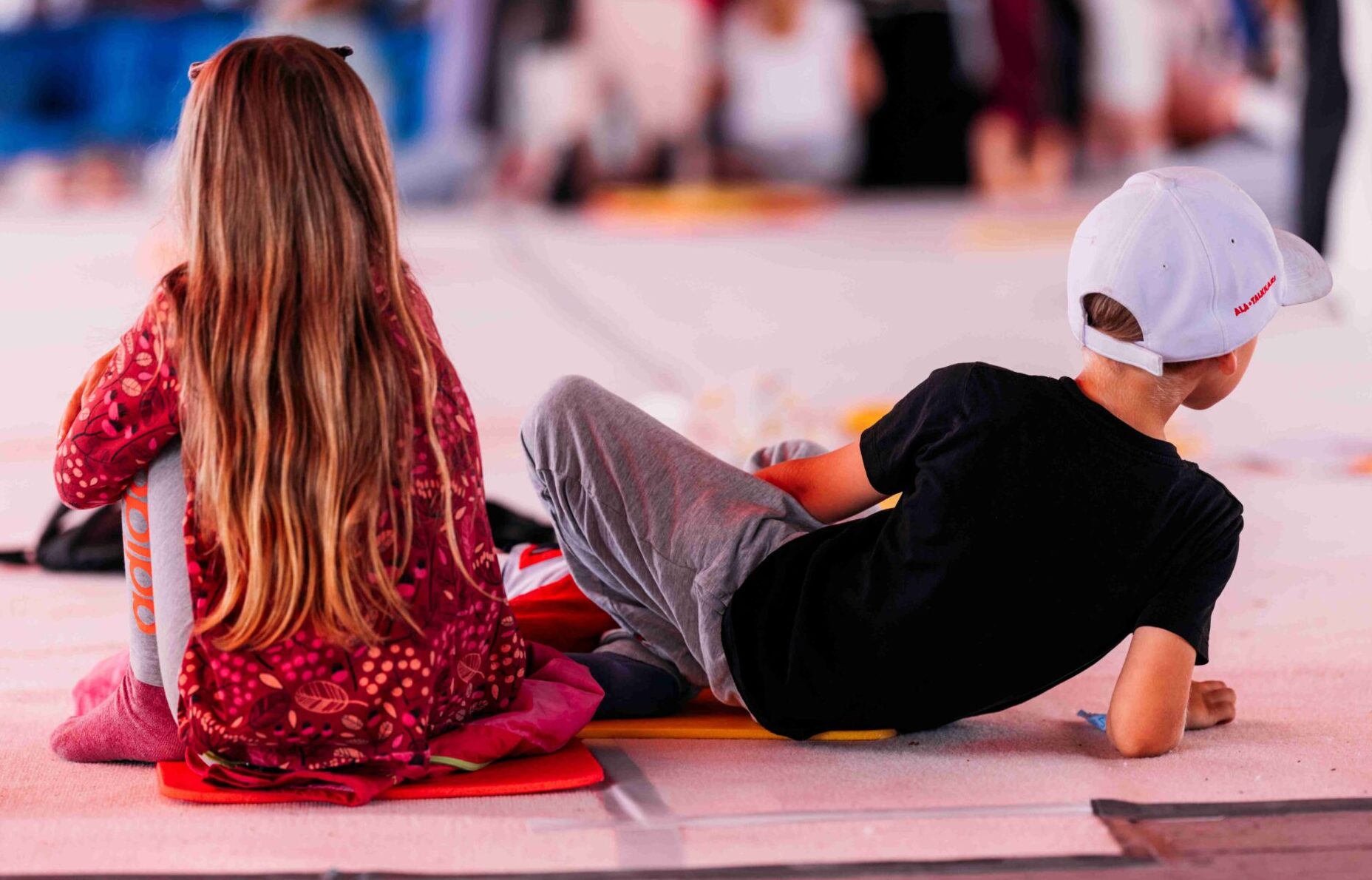 _V8A0725 lapset Janin kuva rajattu